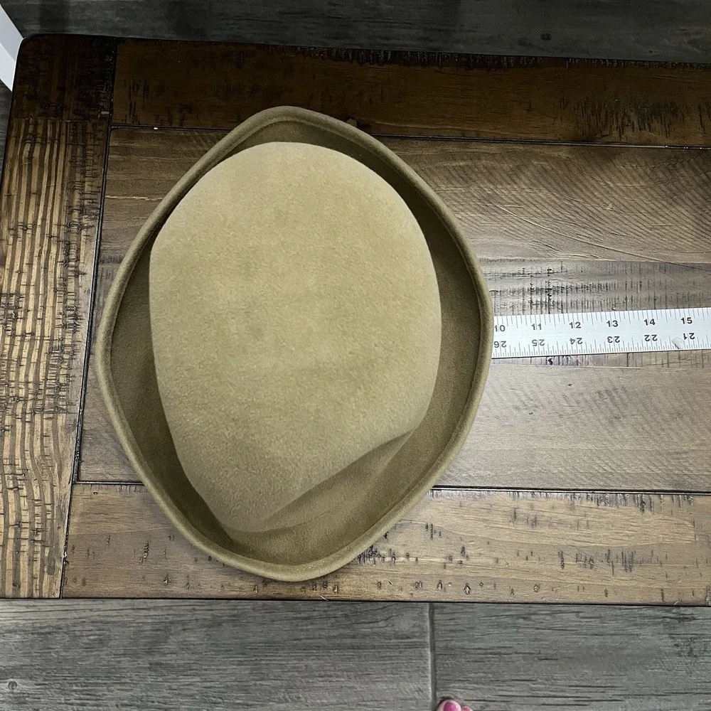 Eric‎ Javits Women's Kim Wool Hat Beige - Picture 8 of 8